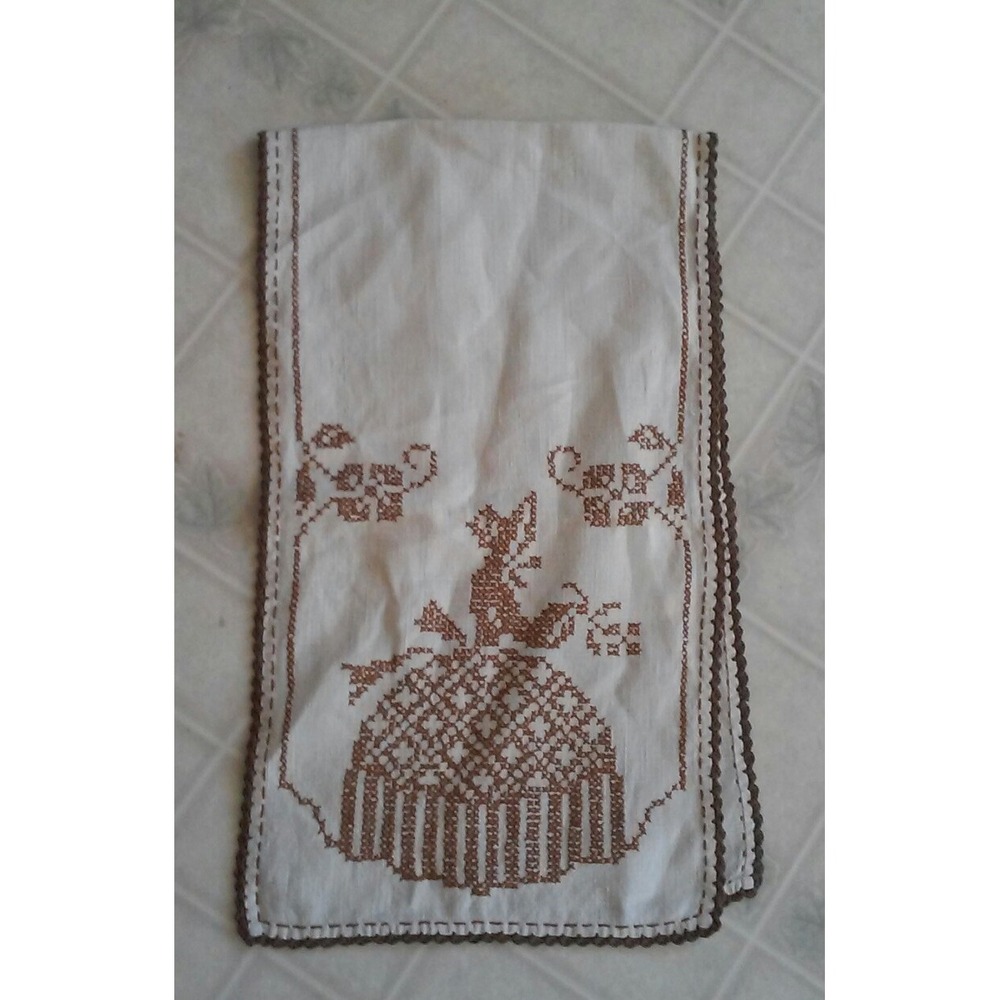 Primitive Table‎ Runner Linen Brown Cross Stitch Pattern Sunbonnet Woman on Ends